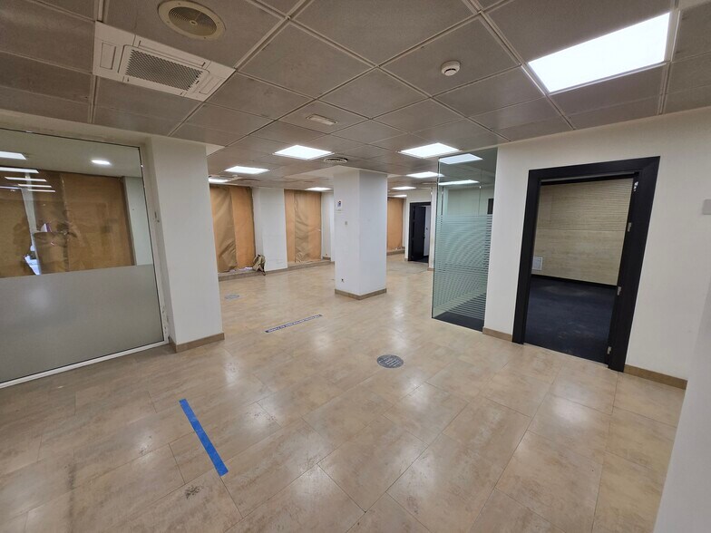 Retail in Leganés, Madrid for lease - Interior Photo - Image 3 of 6