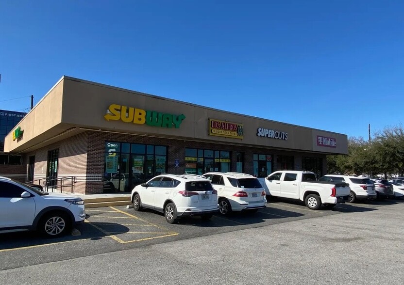 303 West Esplanade Ave, Kenner, LA for lease - Building Photo - Image 3 of 4