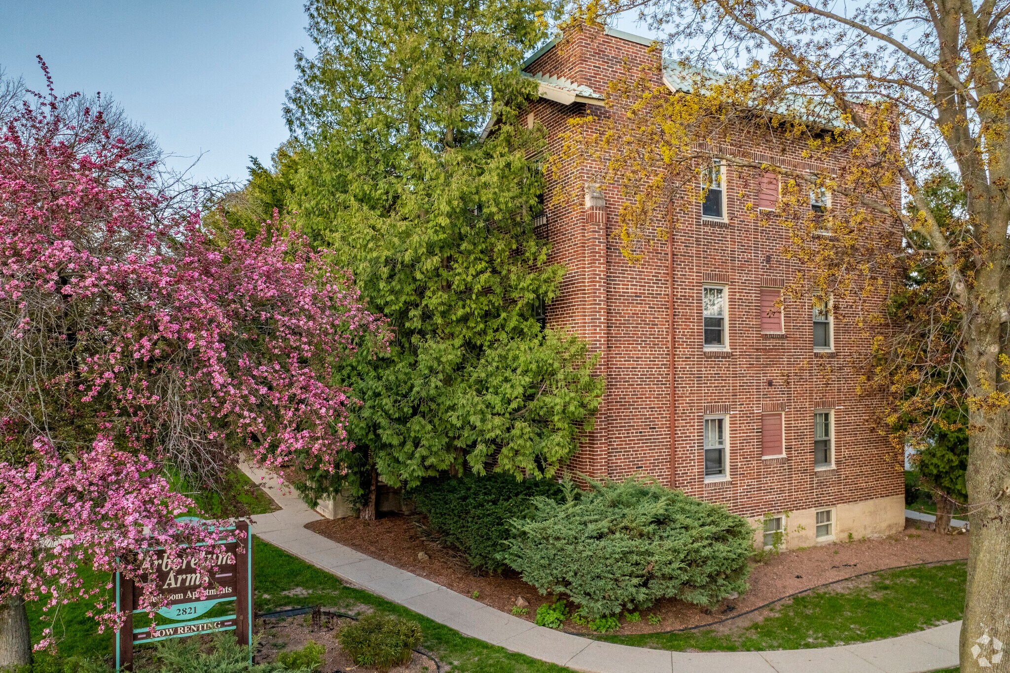 2821 Monroe St, Madison, WI à vendre Photo principale- Image 1 de 18