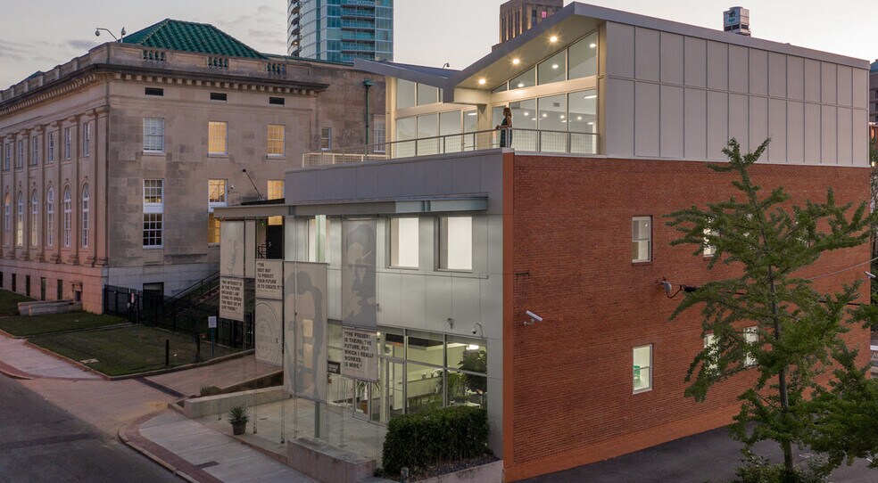 211 Rigsbee Ave, Durham, NC à vendre - Photo du bâtiment - Image 3 de 14