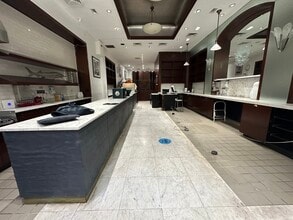 911 7th Ave, New York, NY for lease Interior Photo- Image 2 of 5