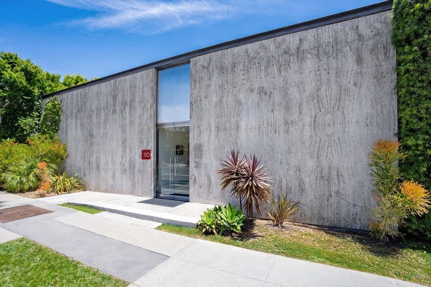 110 N Doheny Dr, Beverly Hills, CA for sale - Building Photo - Image 2 of 19