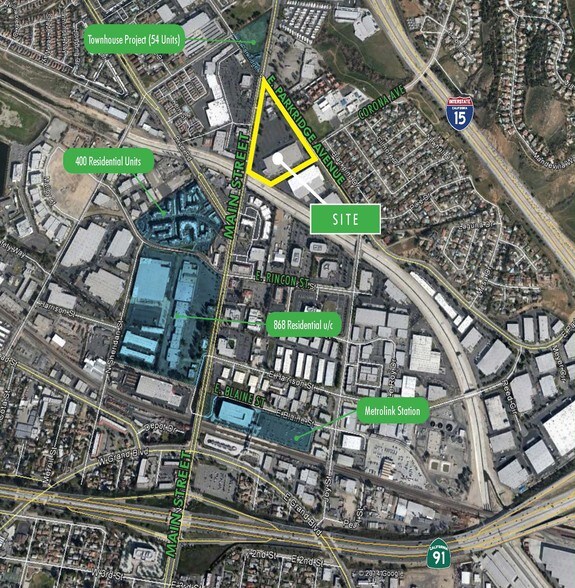 705 N Main St, Corona, CA à louer - Aérien - Image 2 de 2