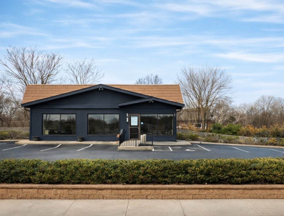 8300 Minnetonka Blvd, Saint Louis Park, MN for lease Building Photo- Image 1 of 1