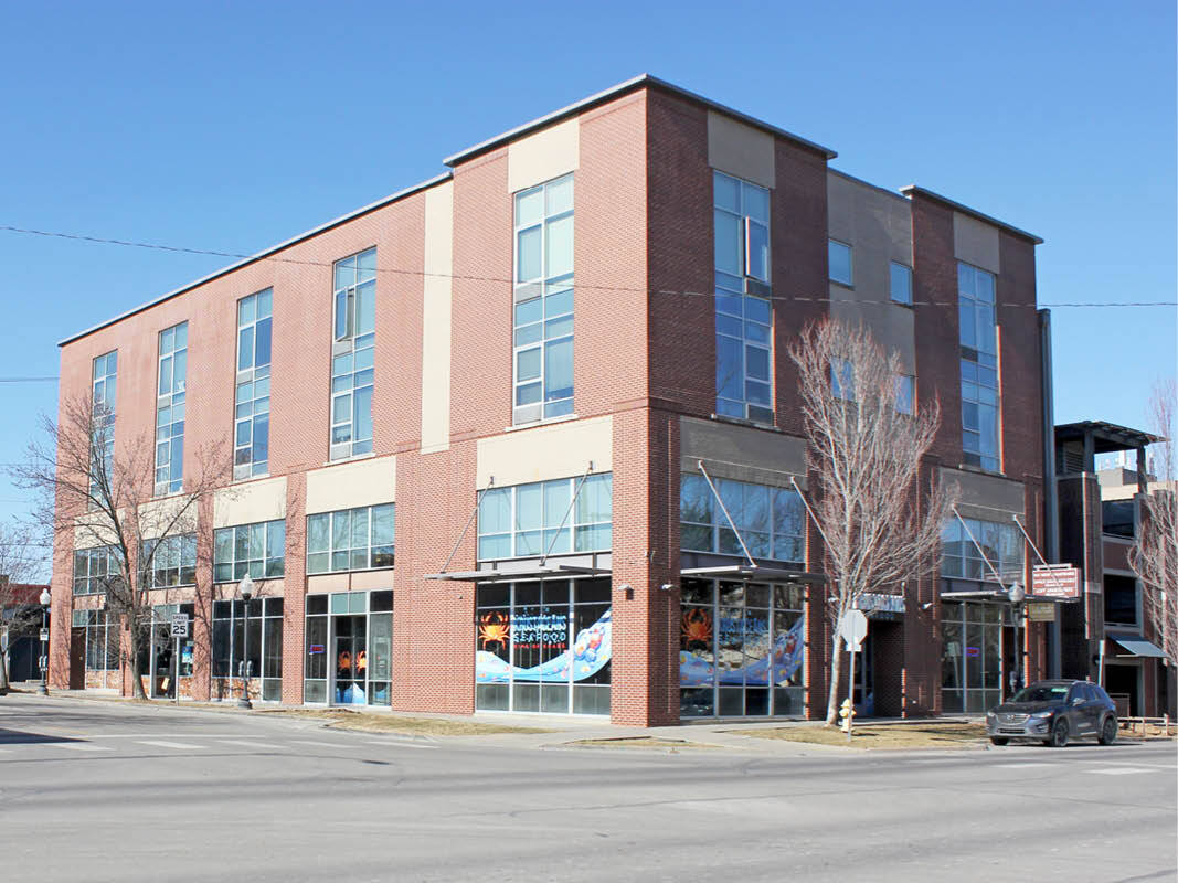 947 New Hampshire St, Lawrence, KS à louer Photo du bâtiment- Image 1 de 5
