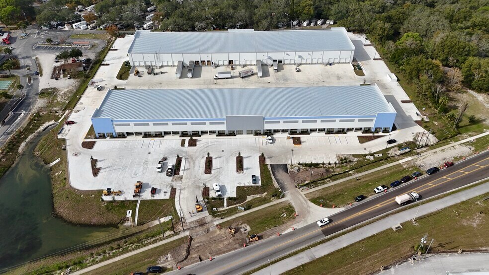 2870 Clarcona, Apopka, FL à louer - Photo du bâtiment - Image 2 de 7