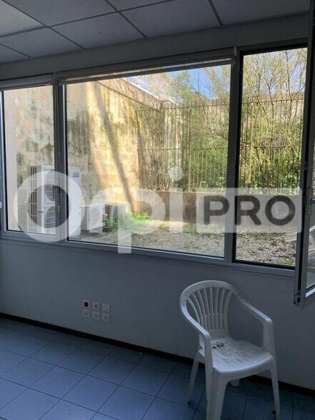 Retail in Bordeaux for sale - Building Photo - Image 3 of 12
