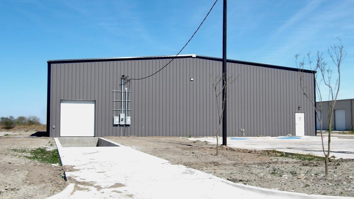 6201 FM 106, Harlingen, TX for lease Primary Photo- Image 1 of 29