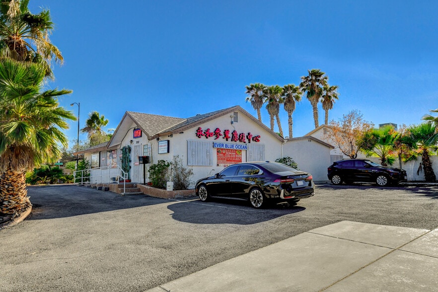 3097 S Decatur Blvd, Las Vegas, NV for sale - Building Photo - Image 2 of 57