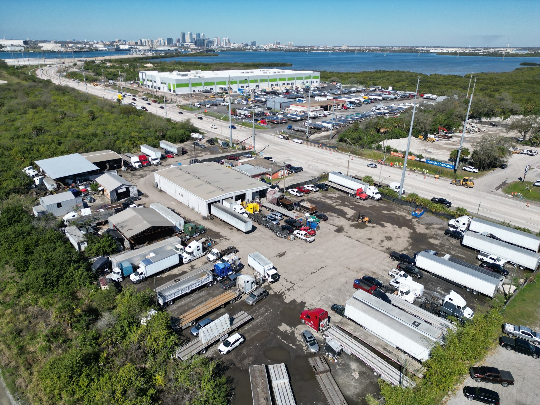 4101 Causeway Blvd, Tampa, FL for lease Primary Photo- Image 1 of 6