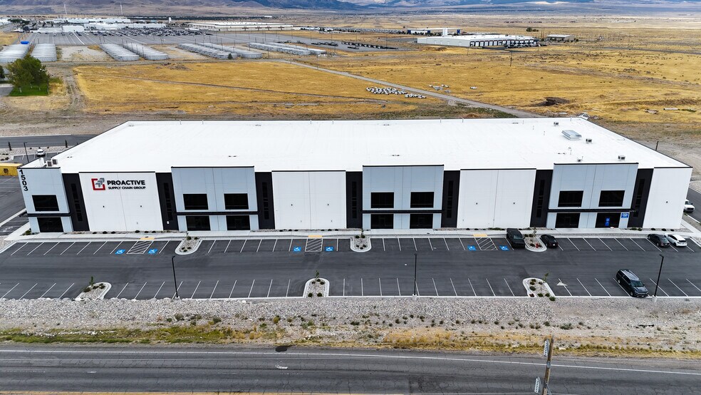 1503 Utah Avenue, Tooele, UT à louer - Photo du bâtiment - Image 2 de 10