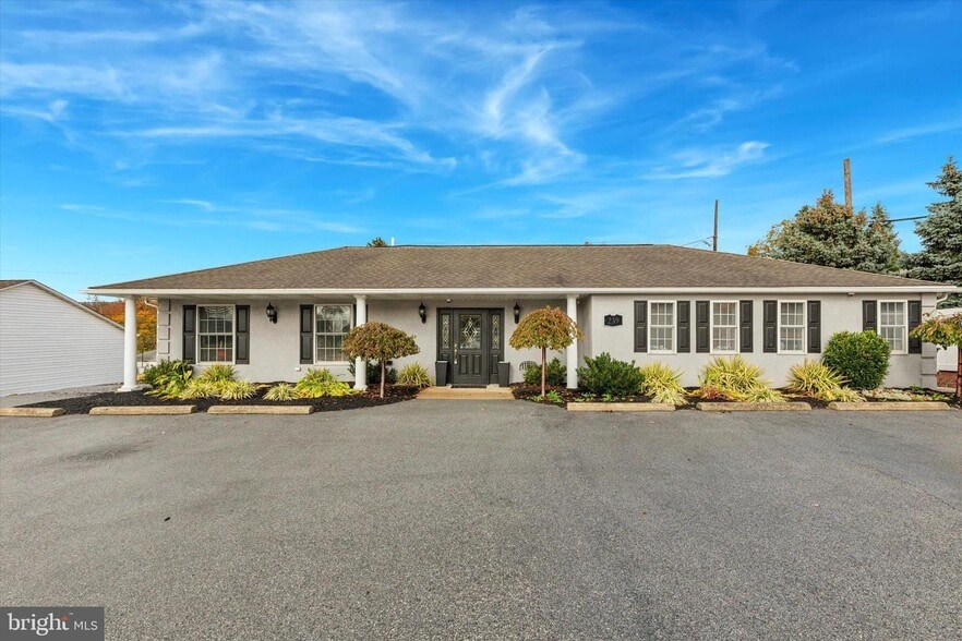 239 W Germantown Pike, Norristown, PA for sale - Building Photo - Image 1 of 24