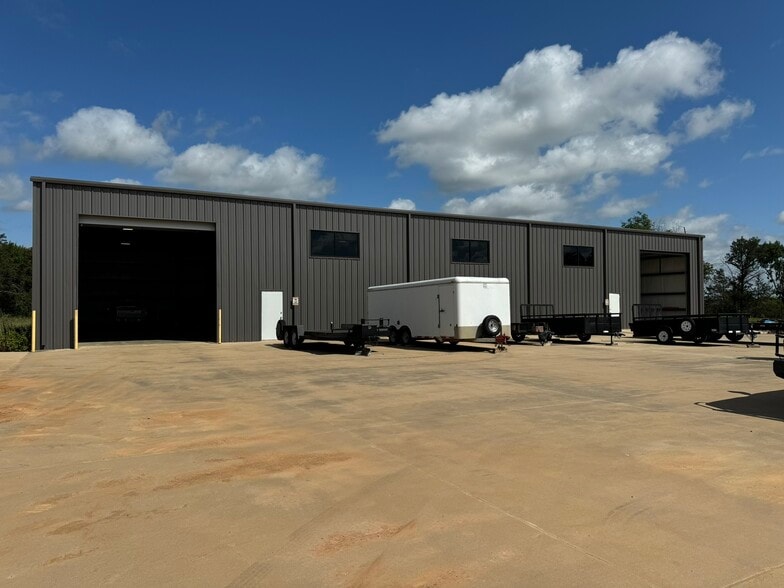 4231 S TX-91, Denison, TX à vendre - Photo du bâtiment - Image 2 de 5