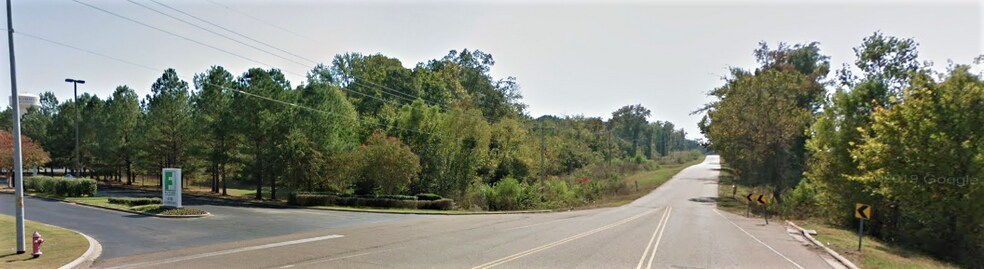 Airways & College Rd, Southaven, MS à vendre - Photo du bâtiment - Image 1 de 3