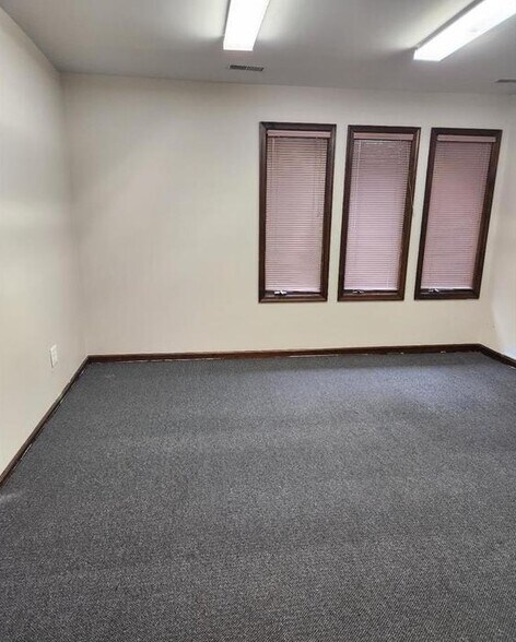 180 Tuckerton Rd, Medford, NJ à louer - Photo intérieure - Image 2 de 10