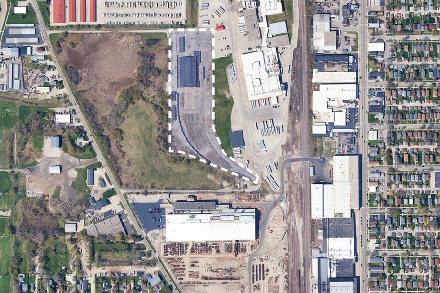 5000 S Whitnall Ave, Cudahy, WI à vendre - Aérien - Image 1 de 8