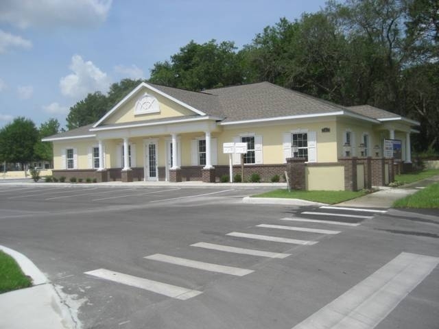 929 N US Highway 441, Lady Lake, FL à vendre - Photo du bâtiment - Image 1 de 1