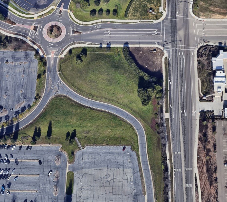 SWC Foothills Blvd & Roseville Pkwy, Roseville, CA à vendre Photo du bâtiment- Image 1 de 2