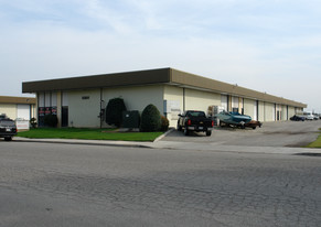 5501 Aldrin Ct, Bakersfield CA - Warehouse