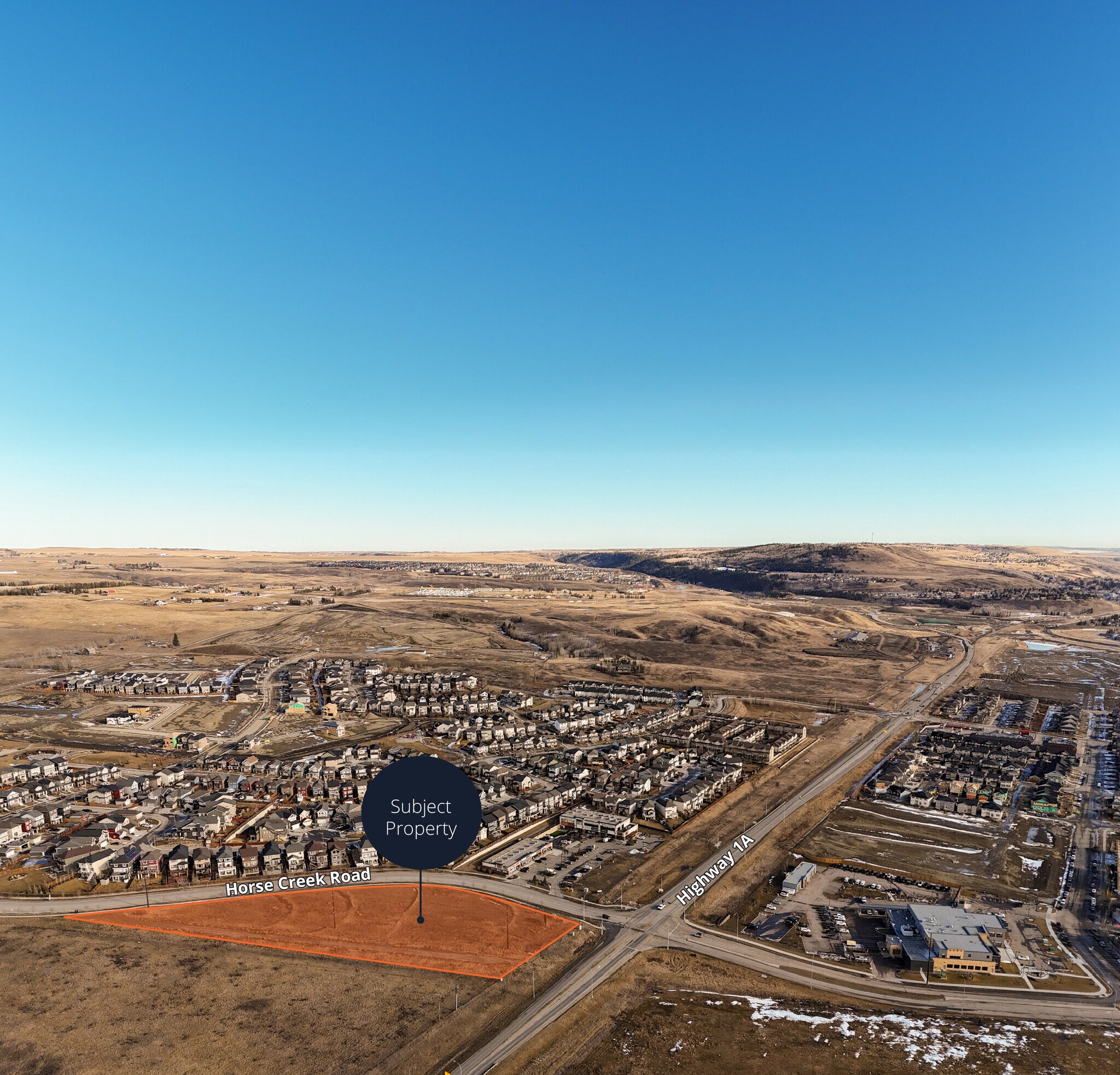 101 Horse Creek Rd, Cochrane, AB à vendre Photo principale- Image 1 de 1