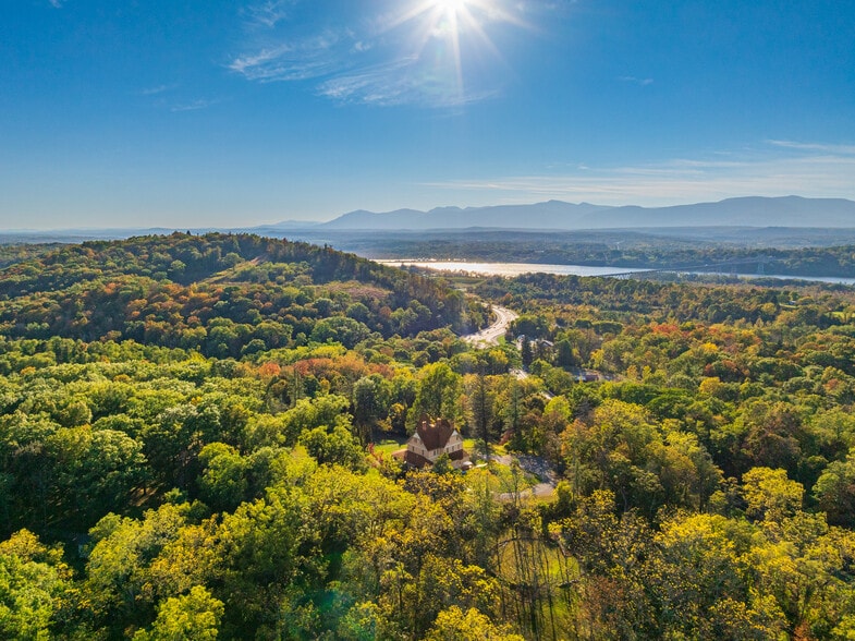 4317 NY-23, Hudson, NY for sale - Building Photo - Image 2 of 51