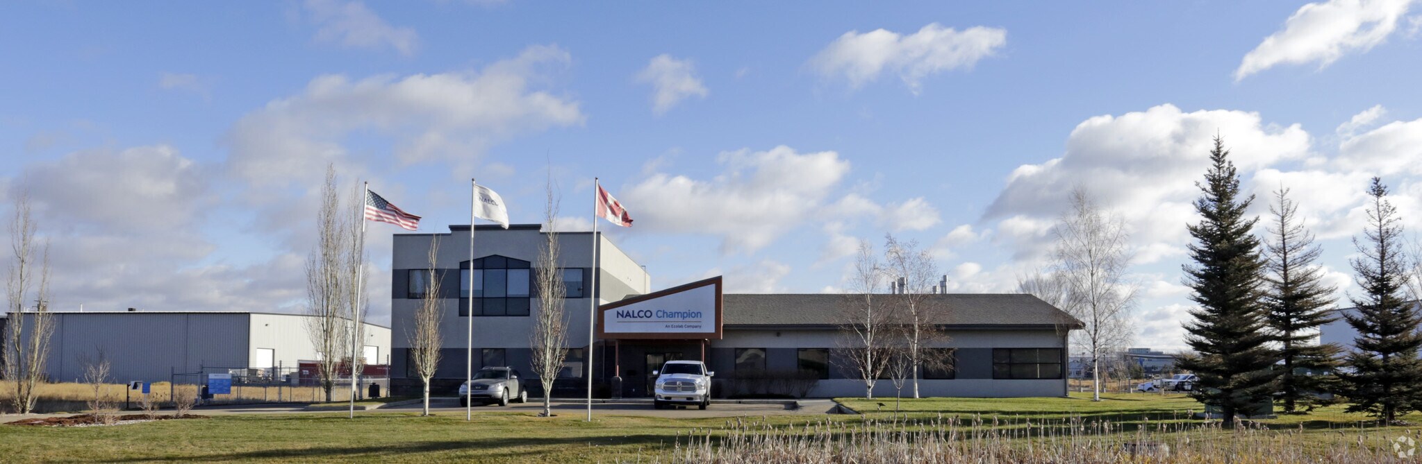 2300 Premier Way, Sherwood Park, AB à vendre Photo du bâtiment- Image 1 de 1