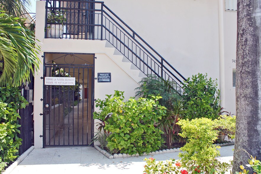 7435 Byron Ave, Miami Beach, FL à vendre - Autre - Image 2 de 21