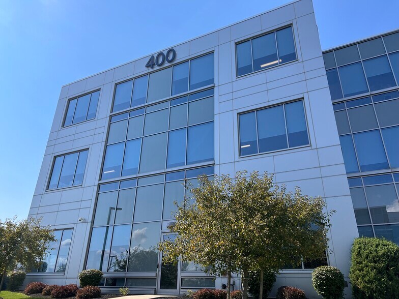 400 Airborne Pky, Buffalo, NY à louer - Photo du bâtiment - Image 2 de 21