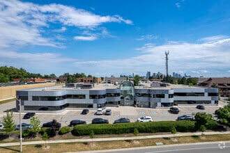 160 Traders Blvd E, Mississauga, ON - Aerial map view - Image1