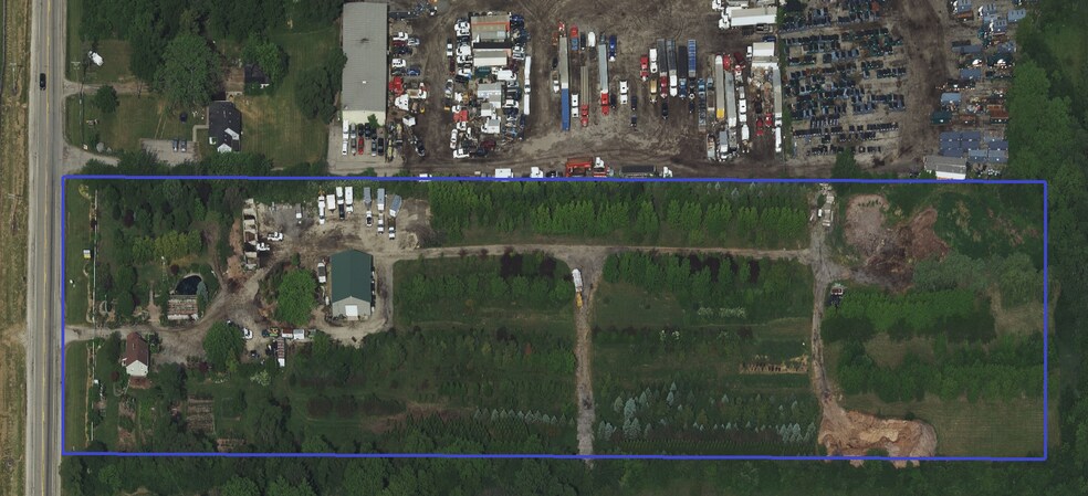 2228 W Wadsworth Rd, Waukegan, IL à vendre - Photo du bâtiment - Image 2 de 3