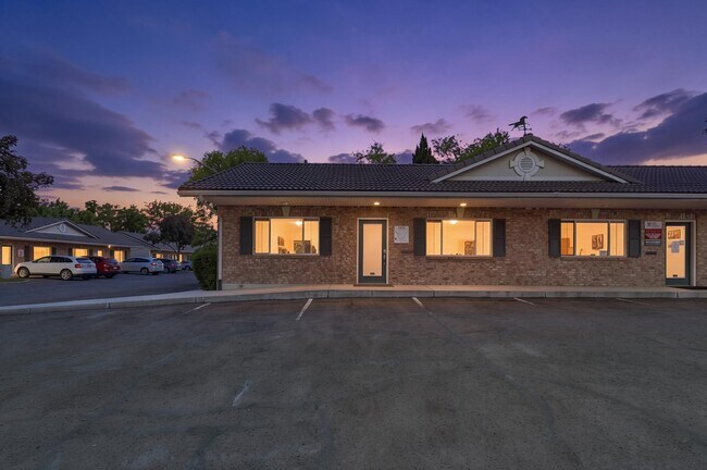 More details for 1372 S 740 E, Orem, UT - Office for Lease