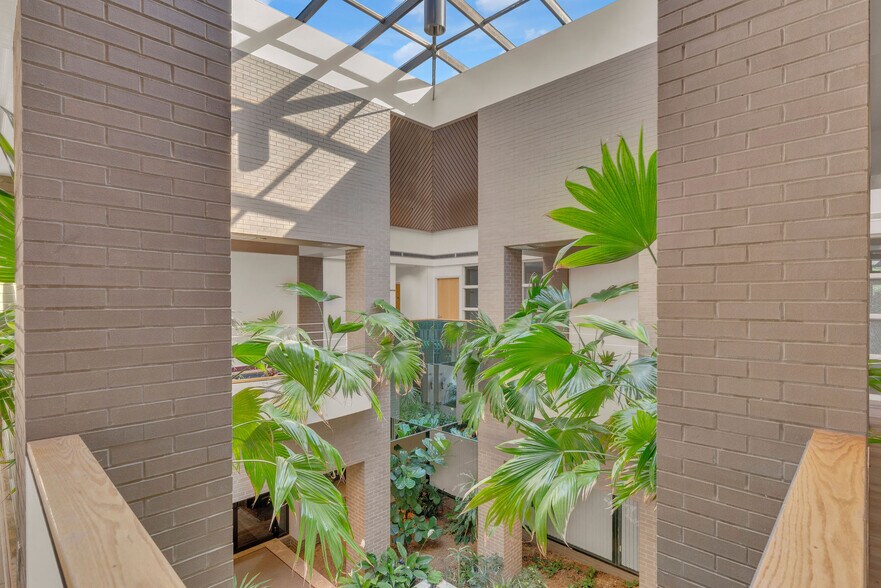 794 Penllyn Blue Bell Pike, Blue Bell, PA à louer - Photo du bâtiment - Image 2 de 17