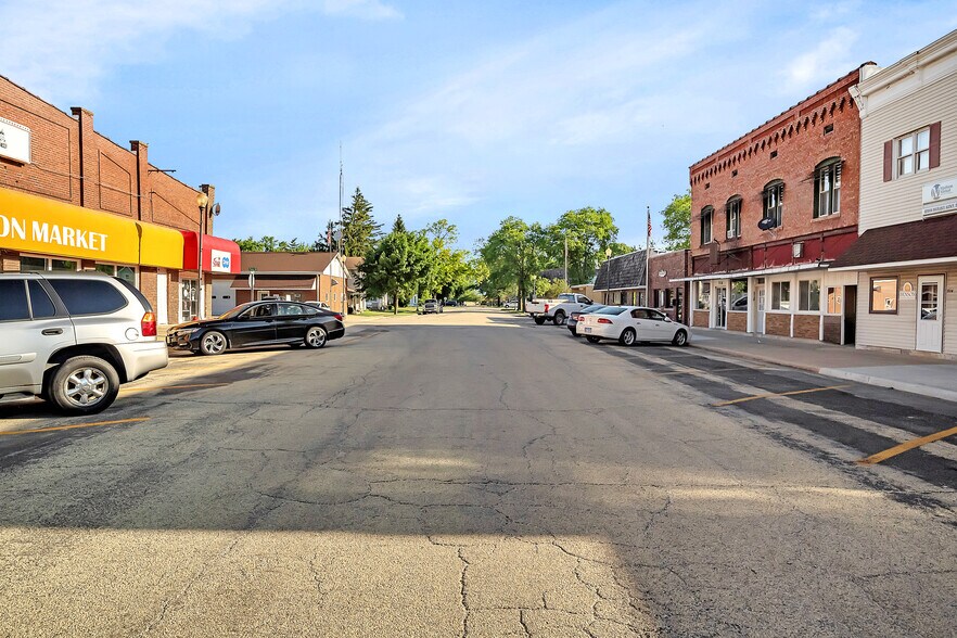 516-518 Depot St, Mazon, IL à vendre - Photo du bâtiment - Image 3 de 31