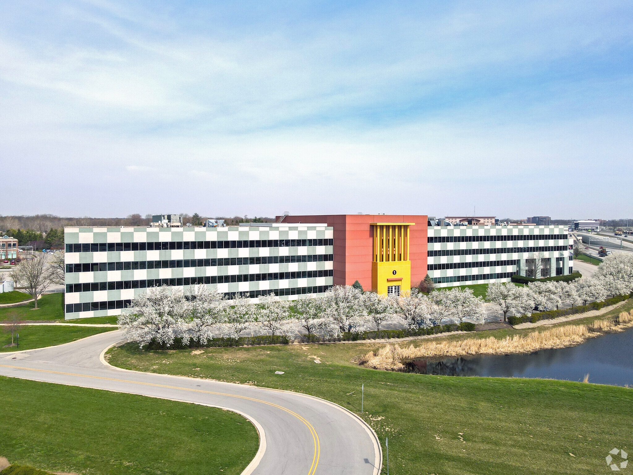 10330 N Meridian St, Indianapolis, IN for lease Building Photo- Image 1 of 26