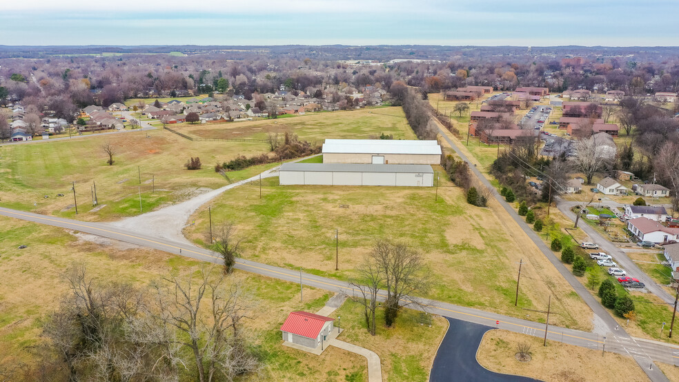 154 Pardue Ln, Hopkinsville, KY for sale - Primary Photo - Image 1 of 5