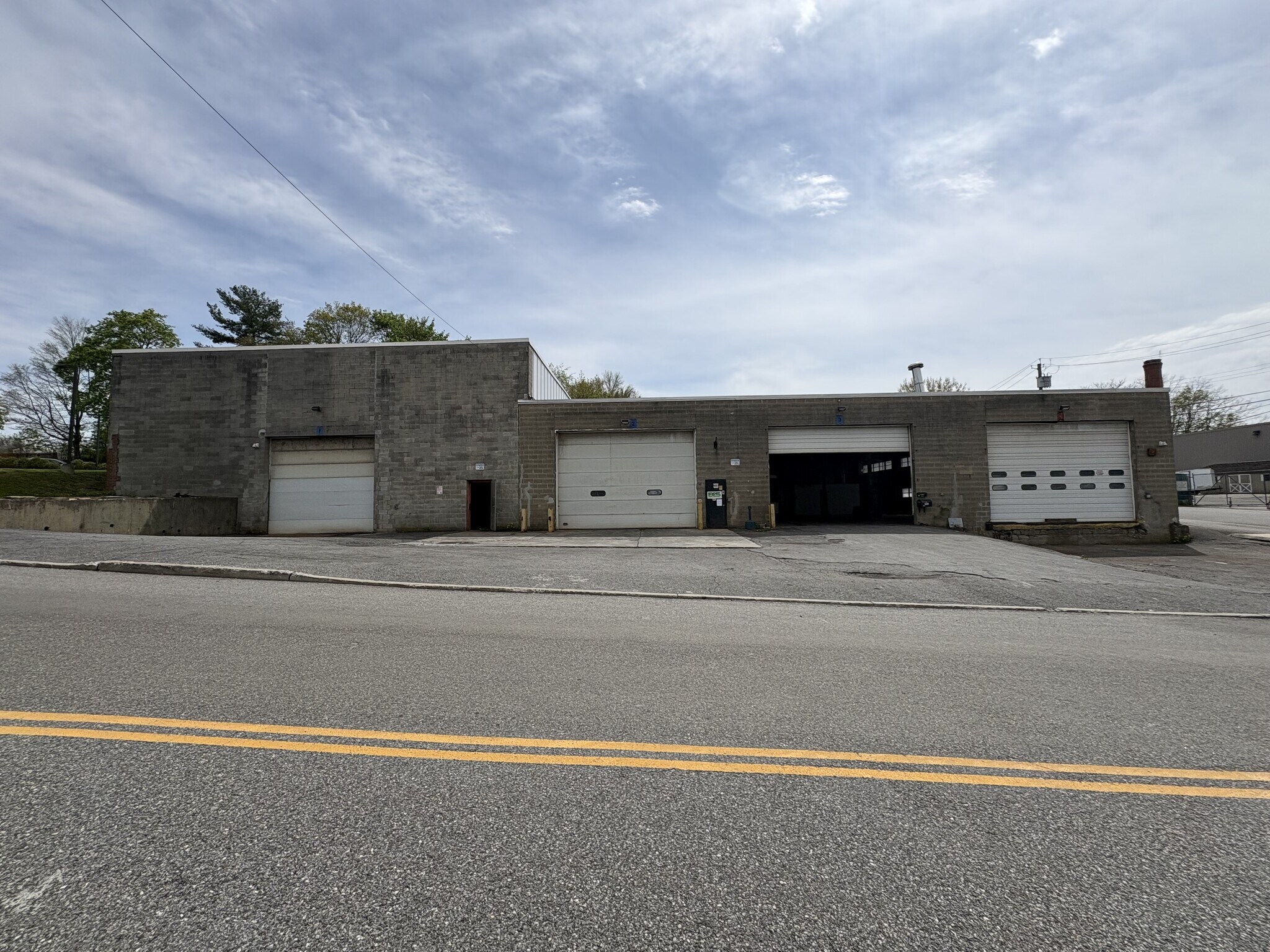 35-39 Kiscona Rd, Mount Kisco, NY for lease Primary Photo- Image 1 of 4