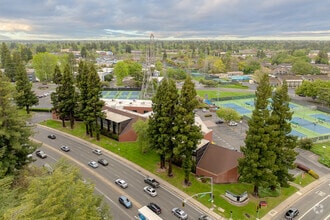 2335 American River Dr, Sacramento, CA - Aérien  Vue de la carte