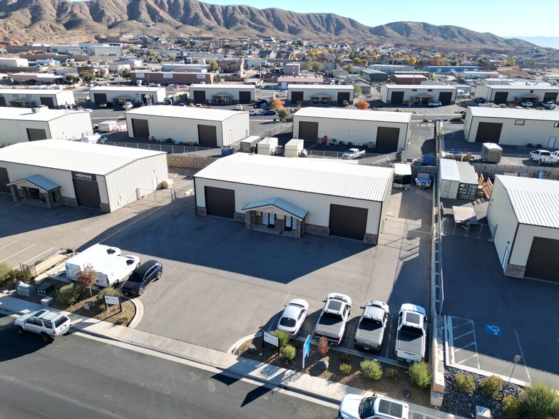 1456 E Hillcrest Dr, Washington, UT for sale - Building Photo - Image 3 of 8