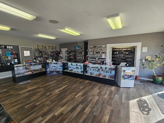 1305 1st Ave, Rock Falls, IL à vendre - Photo intérieure - Image 2 de 4