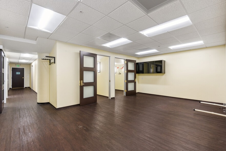 1600-1630 Geary Blvd, San Francisco, CA for lease - Building Photo - Image 3 of 6