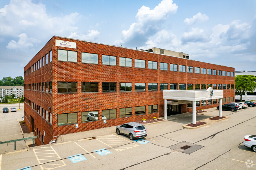 3 Parkway Center, Pittsburgh, PA for lease - Building Photo - Image 1 of 25