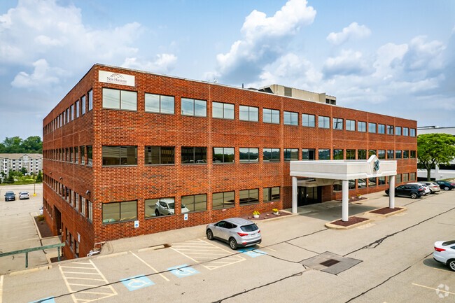 More details for 3 Parkway Center, Pittsburgh, PA - Office for Lease