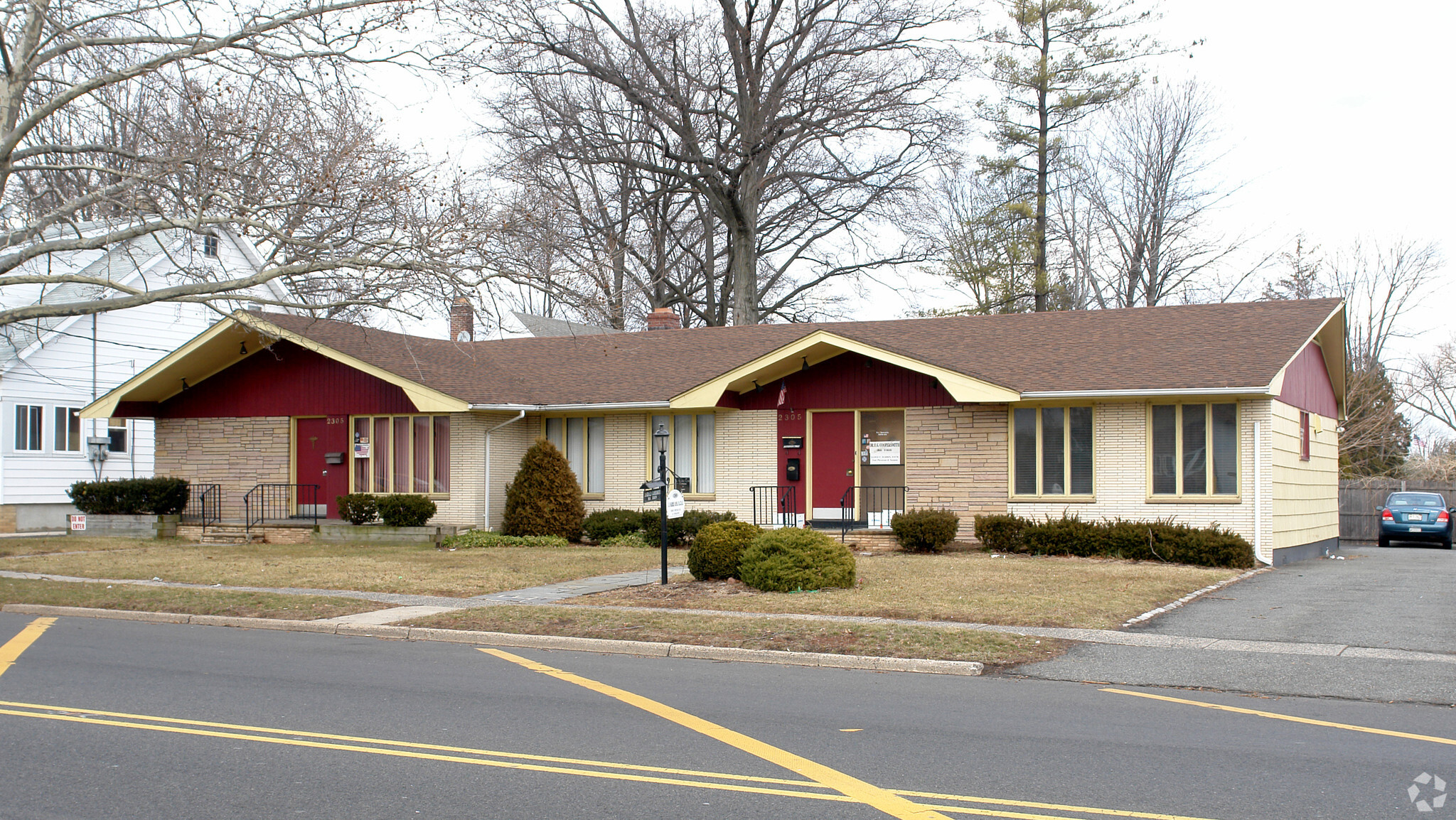 2305 N Wood Ave, Roselle, NJ à louer Photo du bâtiment- Image 1 de 24