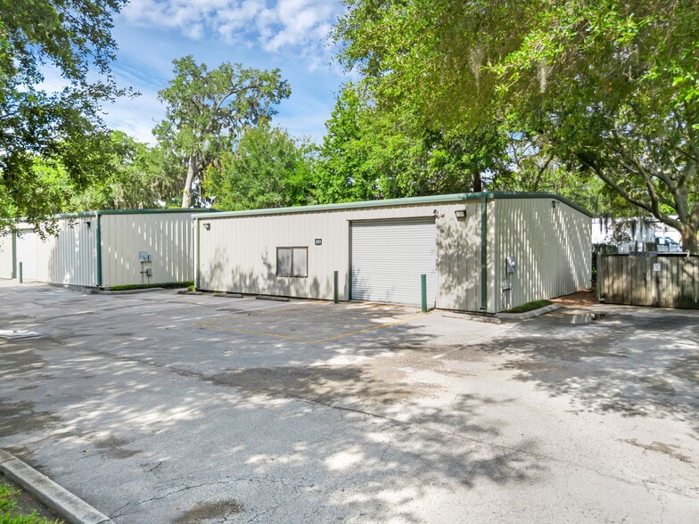 851 Sunshine Ln, Altamonte Springs, FL for sale - Building Photo - Image 3 of 19
