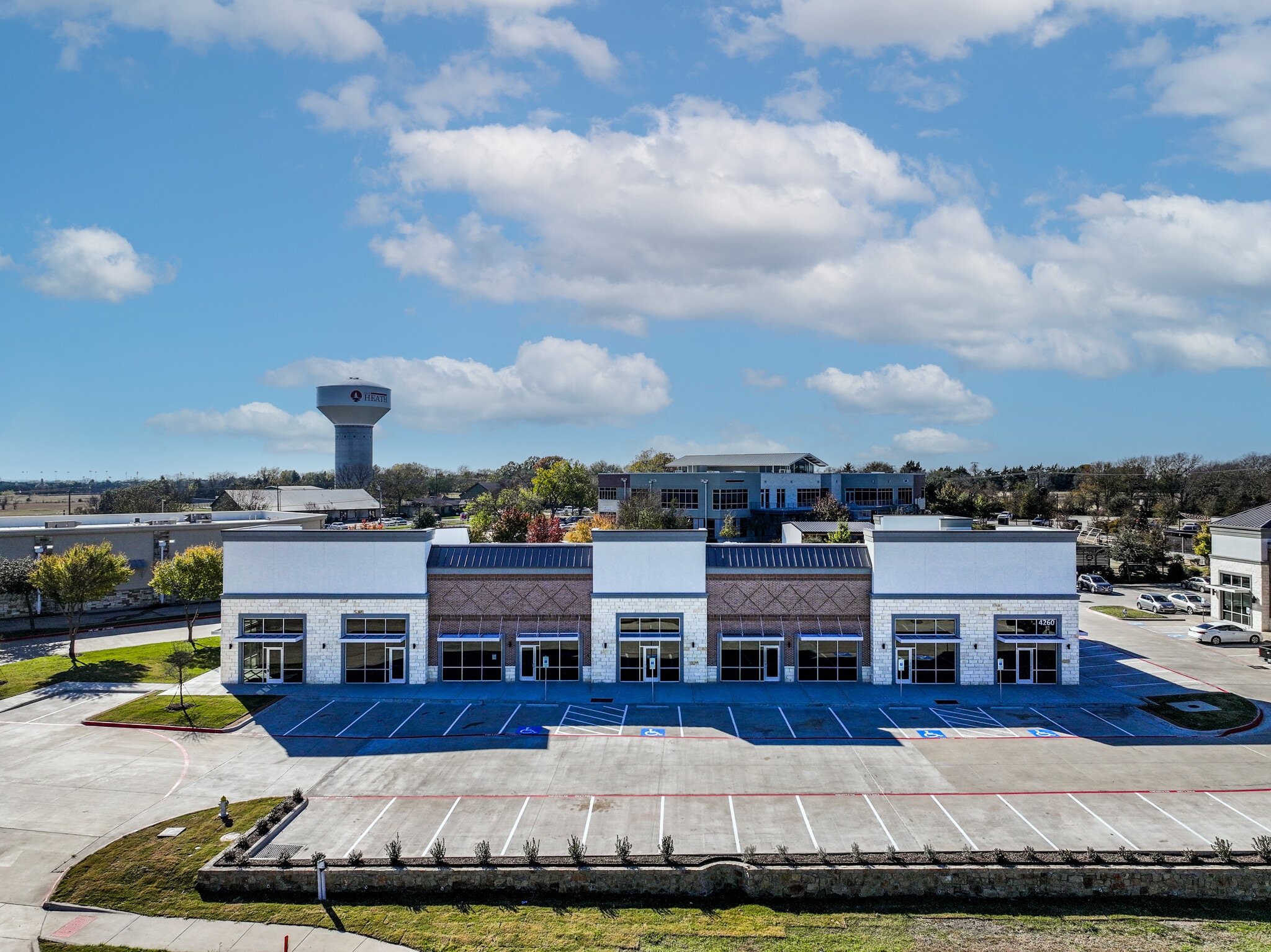 4260 Ridge Rd, Heath, TX for lease Primary Photo- Image 1 of 19