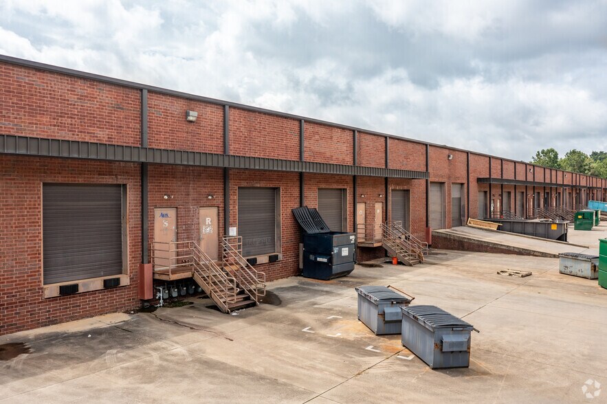 5950 Shiloh Rd E, Alpharetta, GA à louer - Photo du bâtiment - Image 2 de 4