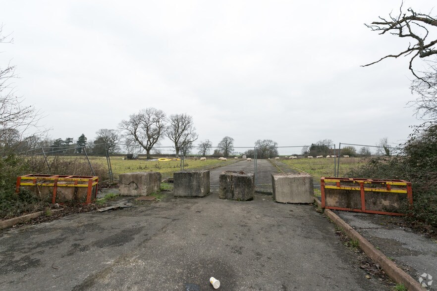 George Smith Way, Yeovil for sale - Building Photo - Image 3 of 4