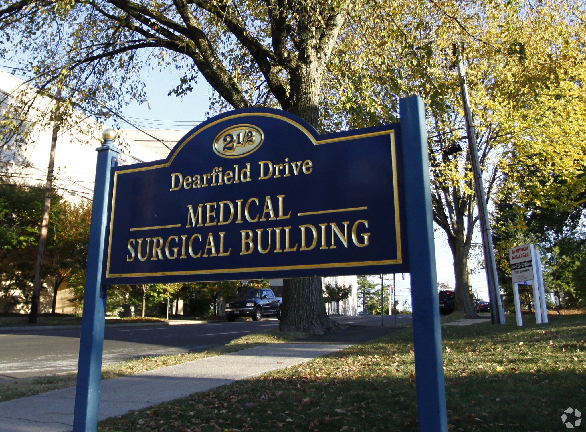 2 1/2 Dearfield Dr, Greenwich, CT for sale Building Photo- Image 1 of 1