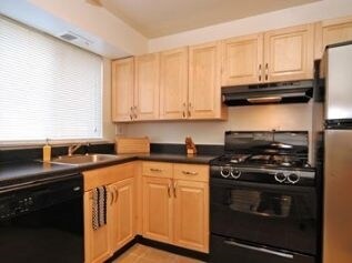 7357 Ridgewater Ct, Glen Burnie, MD à vendre - Photo intérieure - Image 3 de 125