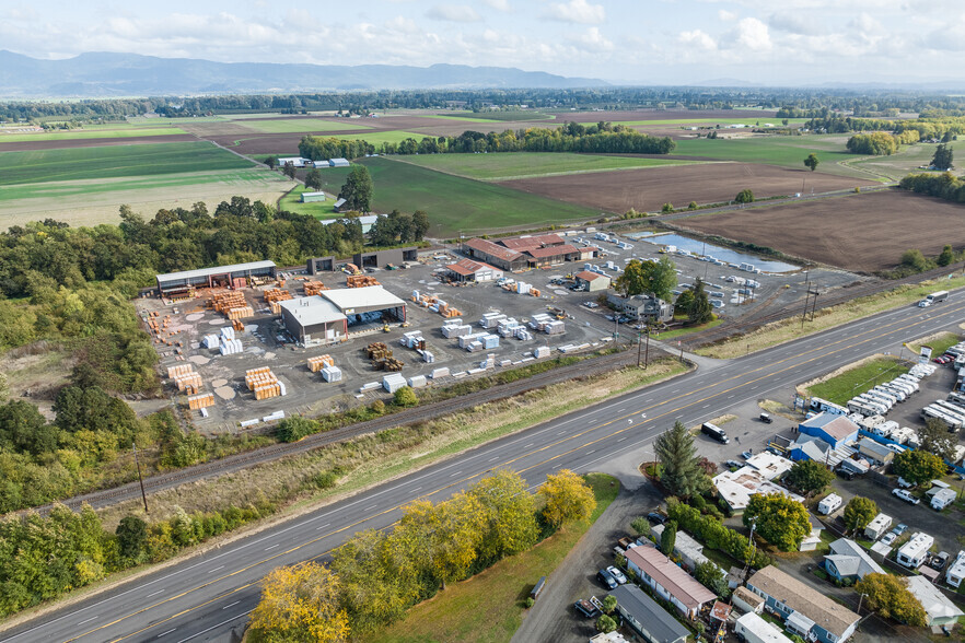 93495 Highway 99, Junction City, OR à vendre - Photo du bâtiment - Image 1 de 1